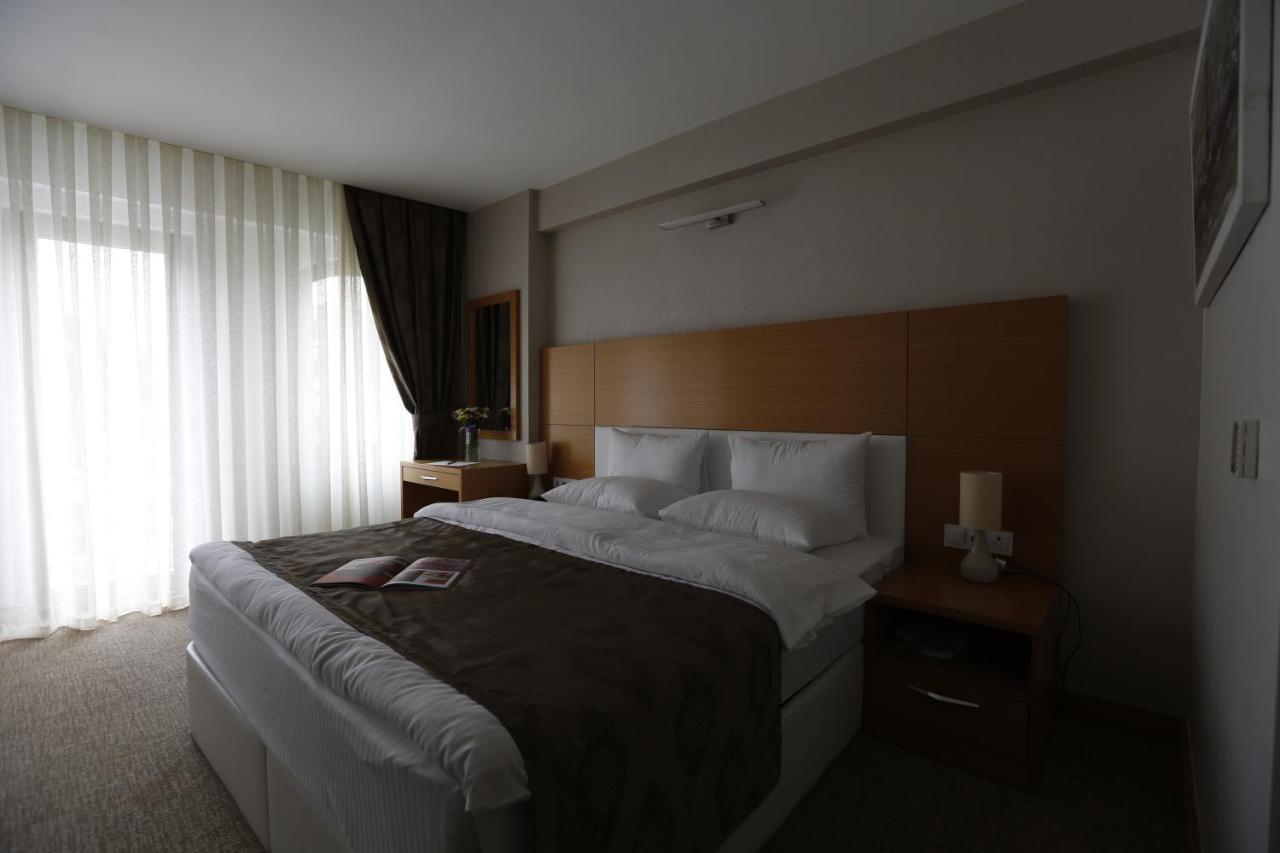 Mien W Suites Istanbul Exterior photo